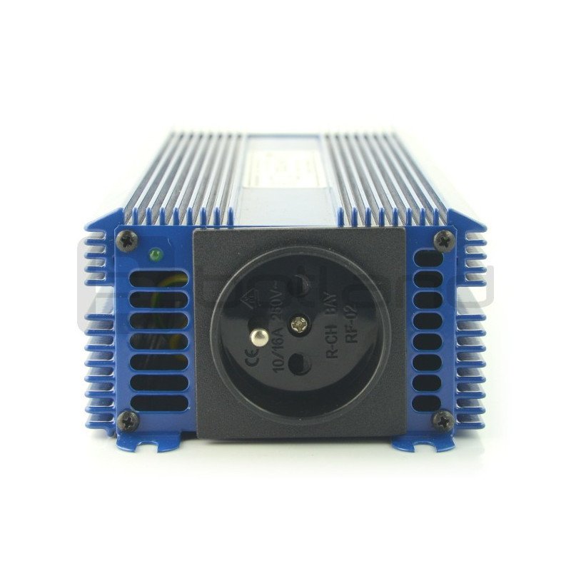 AZO Digital IPS-700S 12/230V 450VA step-up electronic converter