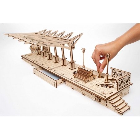 Platform - mechanical model for folding - veneer - 196 elements Platform - mechanical model for folding - veneer - 196 elements