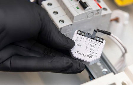 Shelly EM Gen3 - Single Phase Energy Meter + 50 A Transformer - WiFi / Bluetooth - Android / iOS App