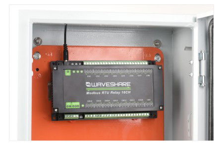 16-channel relay module with opto-isolation - 10 A / 250 V AC / 30 V DC contacts - 5 V coil - Modbus RS485 - Waveshare 17658