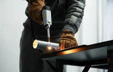 xTool MetalFab - Laser Welder and CNC Cutting Machine - 1200 W